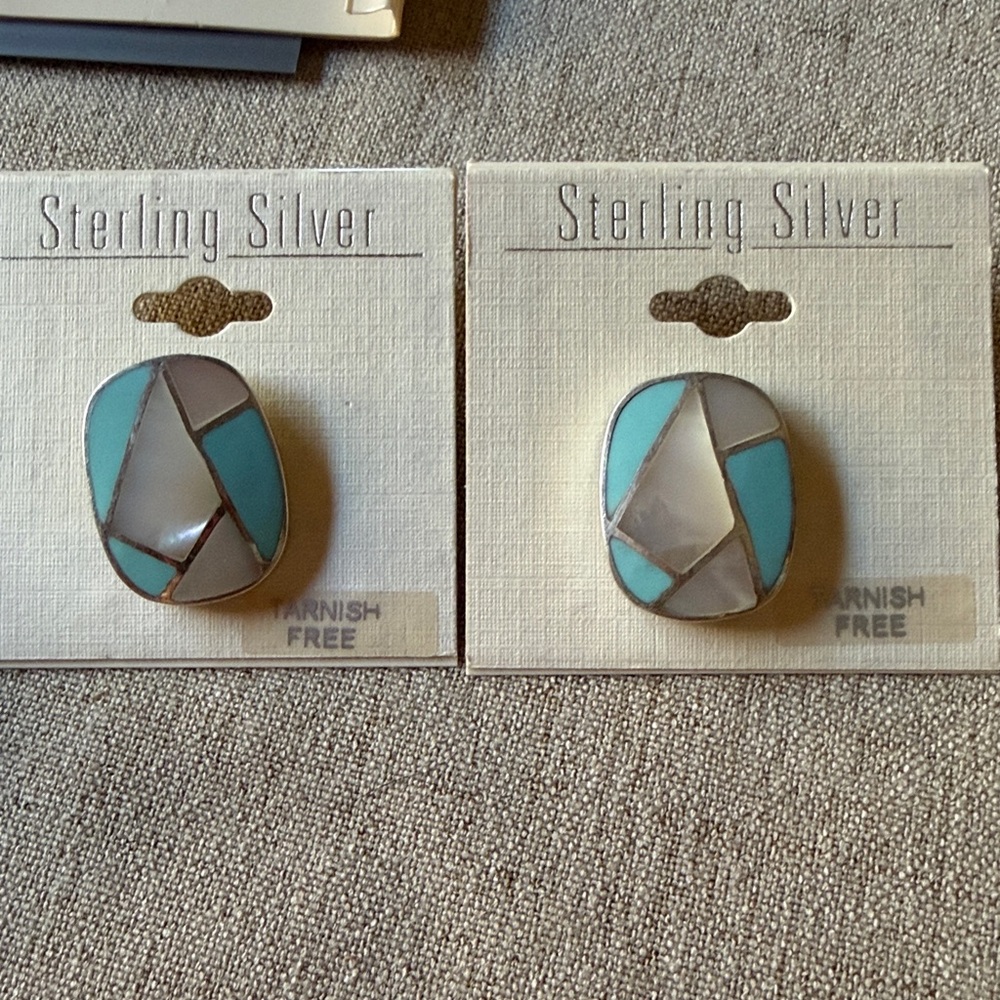 Sterling silver 925 earrings with blue/white stone